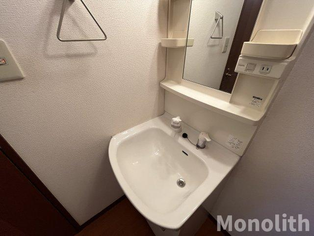 パル春日 B棟の独立洗面台