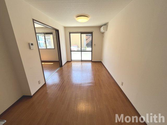 パル春日 B棟の居間・リビング