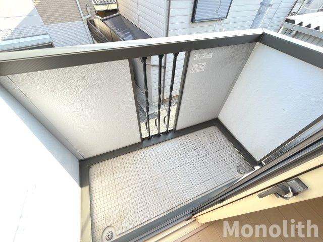 LOHAS本町のバルコニー|エントランスです