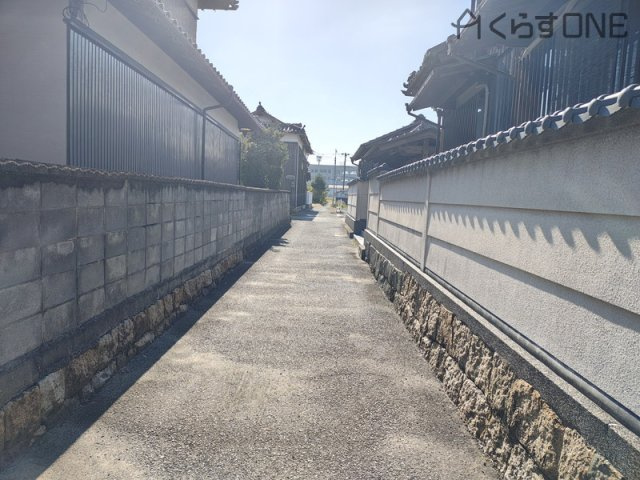 【前面道路含む現地写真】 | 姫路市余部区上余部／中古戸建