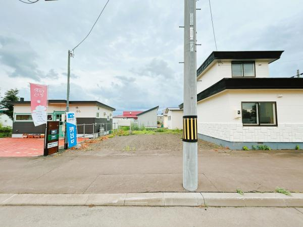 網走郡大空町女満別西２条４丁目戸建の駐車場