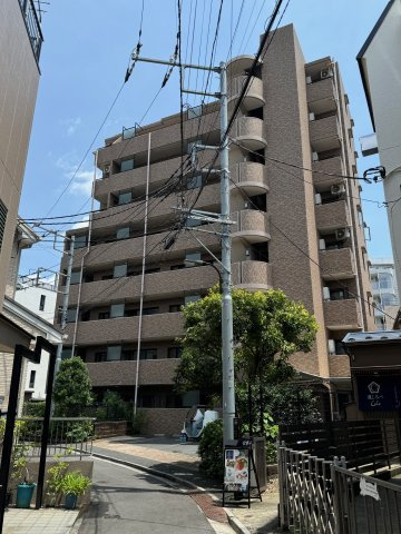クリオ高田馬場壱番館の外観