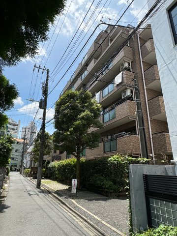 クリオ高田馬場壱番館の外観