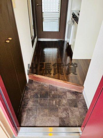 仲介手数料0円！！ライオンズマンション丸の内第5の玄関