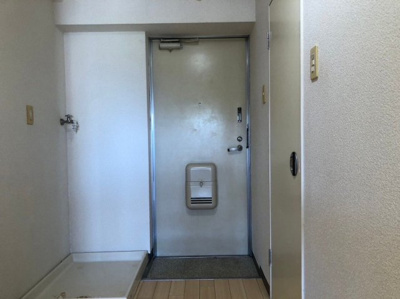 【玄関】 | ヴェルデッツアヒルズ | 別号室の写真になります。現況優先。