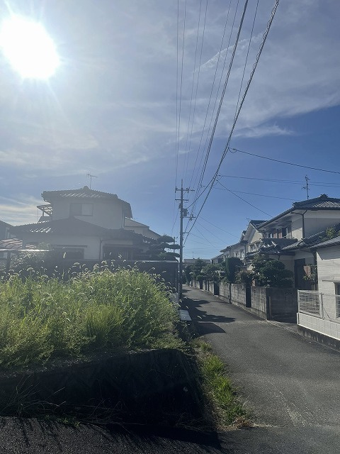 松山市府中土地の外観|少し段差があります。