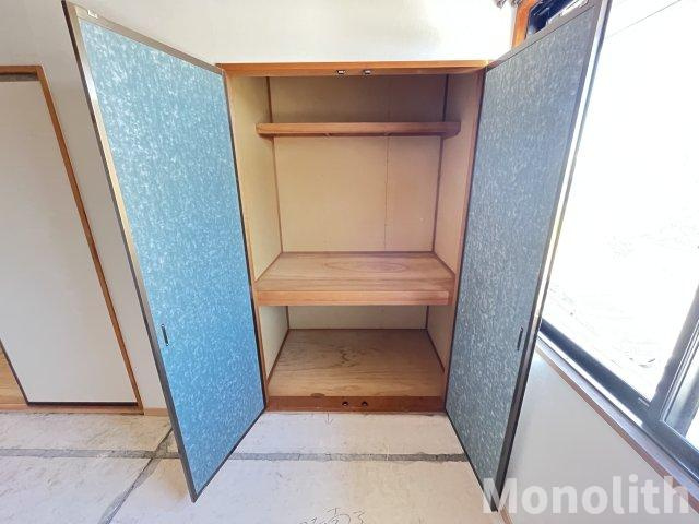 メルヘン三宅B棟の収納