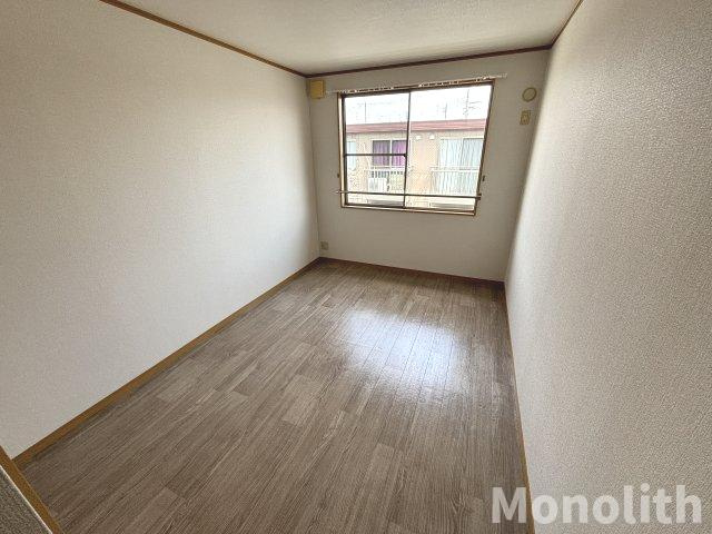 クレール琴山の洋室