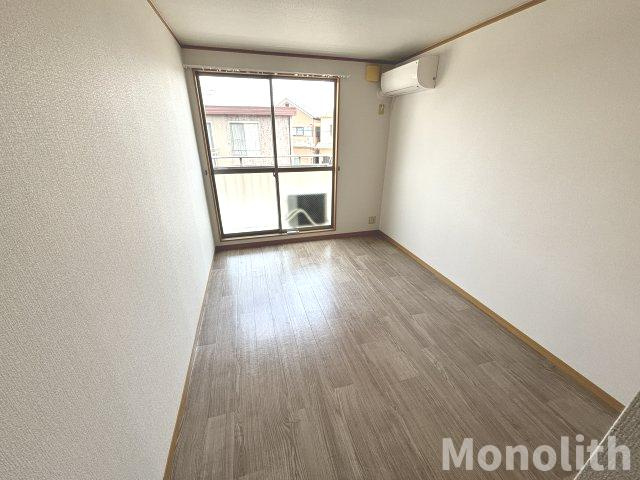 クレール琴山の洋室