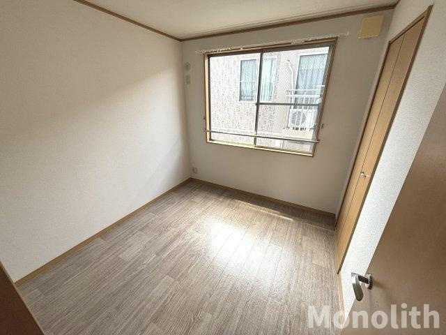 クレール琴山の洋室