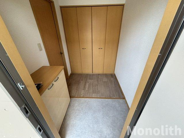 クレール琴山の玄関