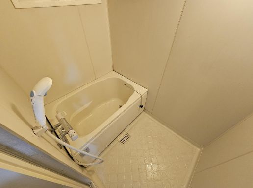 松屋町ラフォーレ高吉の浴室