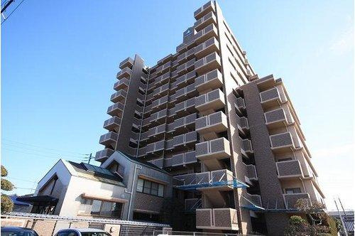 サーパス古高松の外観