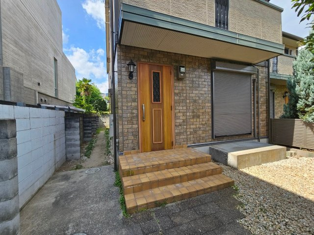 松ノ内テラスハウスのエントランス