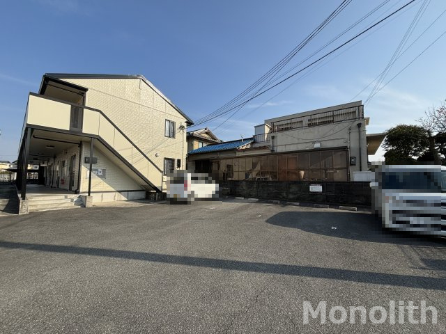 ルネマメゾンの駐車場