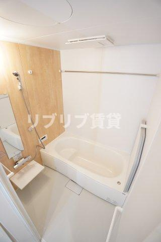 アヴァンスコート弐番館の浴室