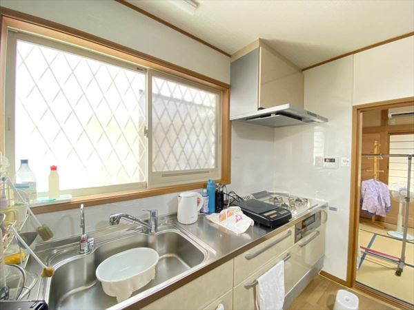 和歌山市吉田中古住宅のキッチン