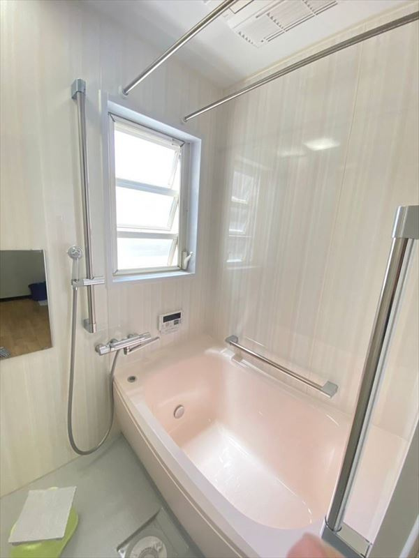 和歌山市吉田中古住宅の浴室