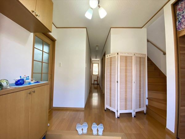 和歌山市吉田中古住宅の玄関