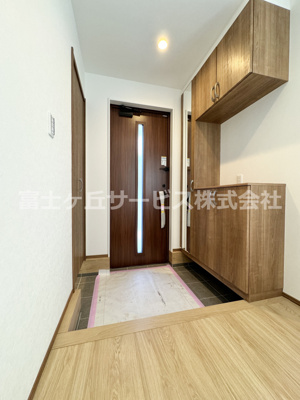 【玄関】 | 静岡市葵区上足洗2丁目 未入居 | 玄関です