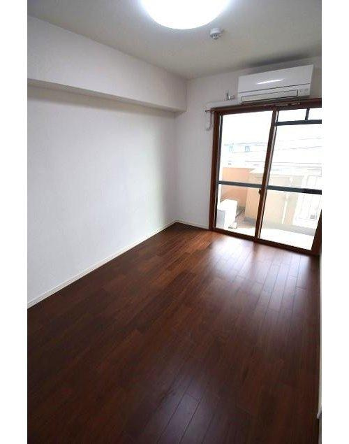 エスポワール林の洋室