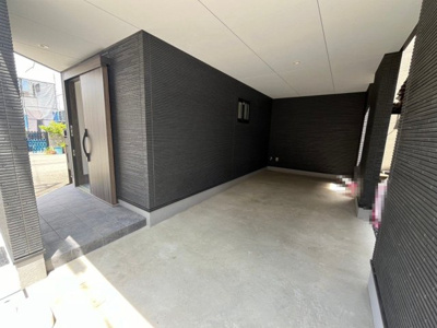 【駐車場】 | 西加賀屋３丁目　新築一戸建 | 駐車場があるので、車を買う予定の方も安心です