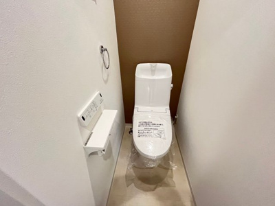 【トイレ】 | 西加賀屋３丁目　新築一戸建 | シンプルで使いやすいトイレです