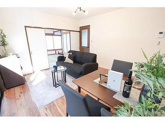 【居間・リビング】