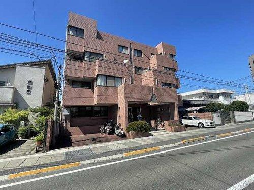 アルファガーデン桜町の外観