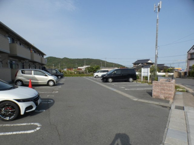 【駐車場】 | グレース天花 | 駐車スペースもあります