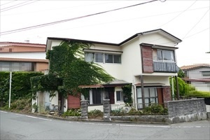 川奈　古屋付き売土地