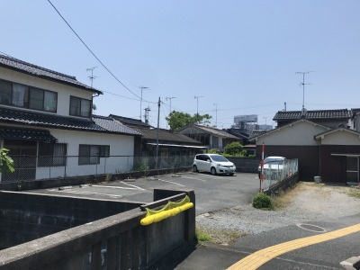 法勝寺町駐車場
