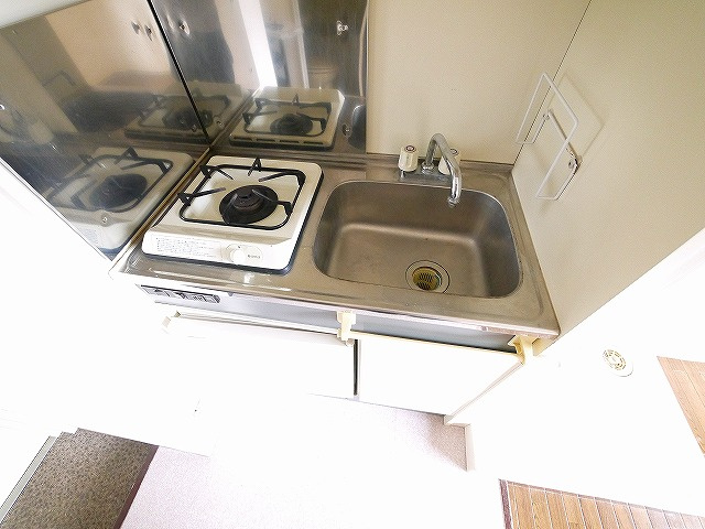 ジュネス神殿のキッチン|お料理しやすいキッチンです