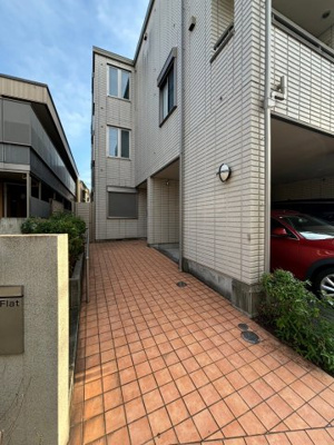 【エントランス】 | C-Flat