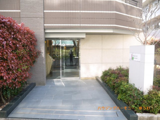 【エントランス】