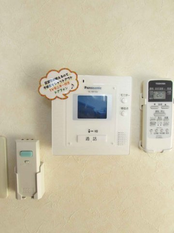 幸ハイツのセキュリティ|モニター付きドアホンで防犯面も安心です。