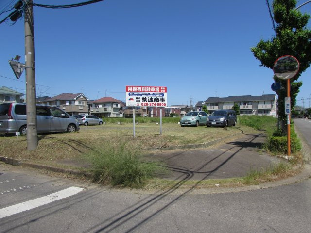 岸本駐車場