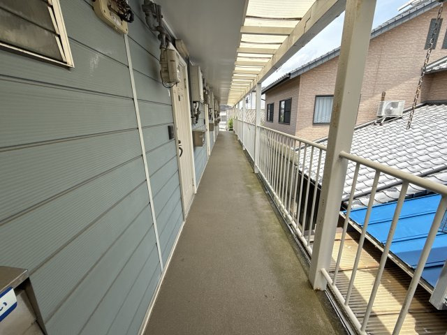 サンハイツ八代のバルコニー