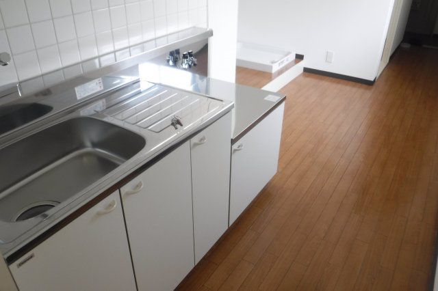 蟹ヶ谷ハイツのキッチン|他のお部屋の参考写真となります。