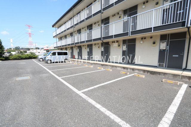 ボヌールドゥマンの駐車場