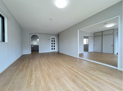 【居間・リビング】 | 総建みどりハイム