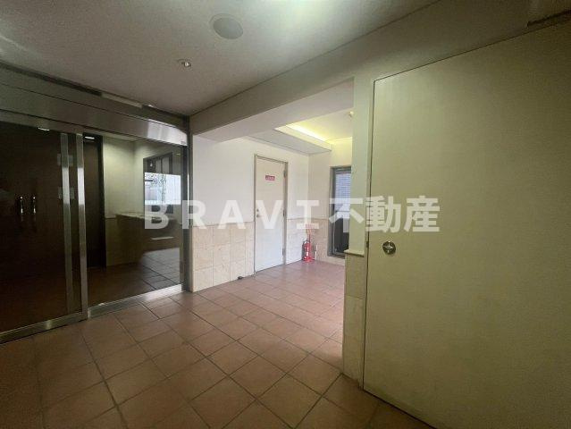 SWISS京橋のロビー