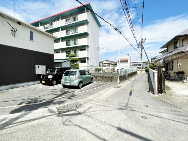 まゆ山弐番館の周辺