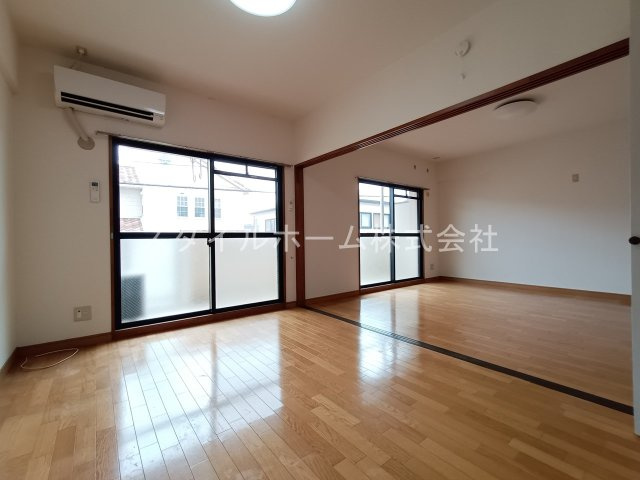 ウィンフィールド曙の洋室