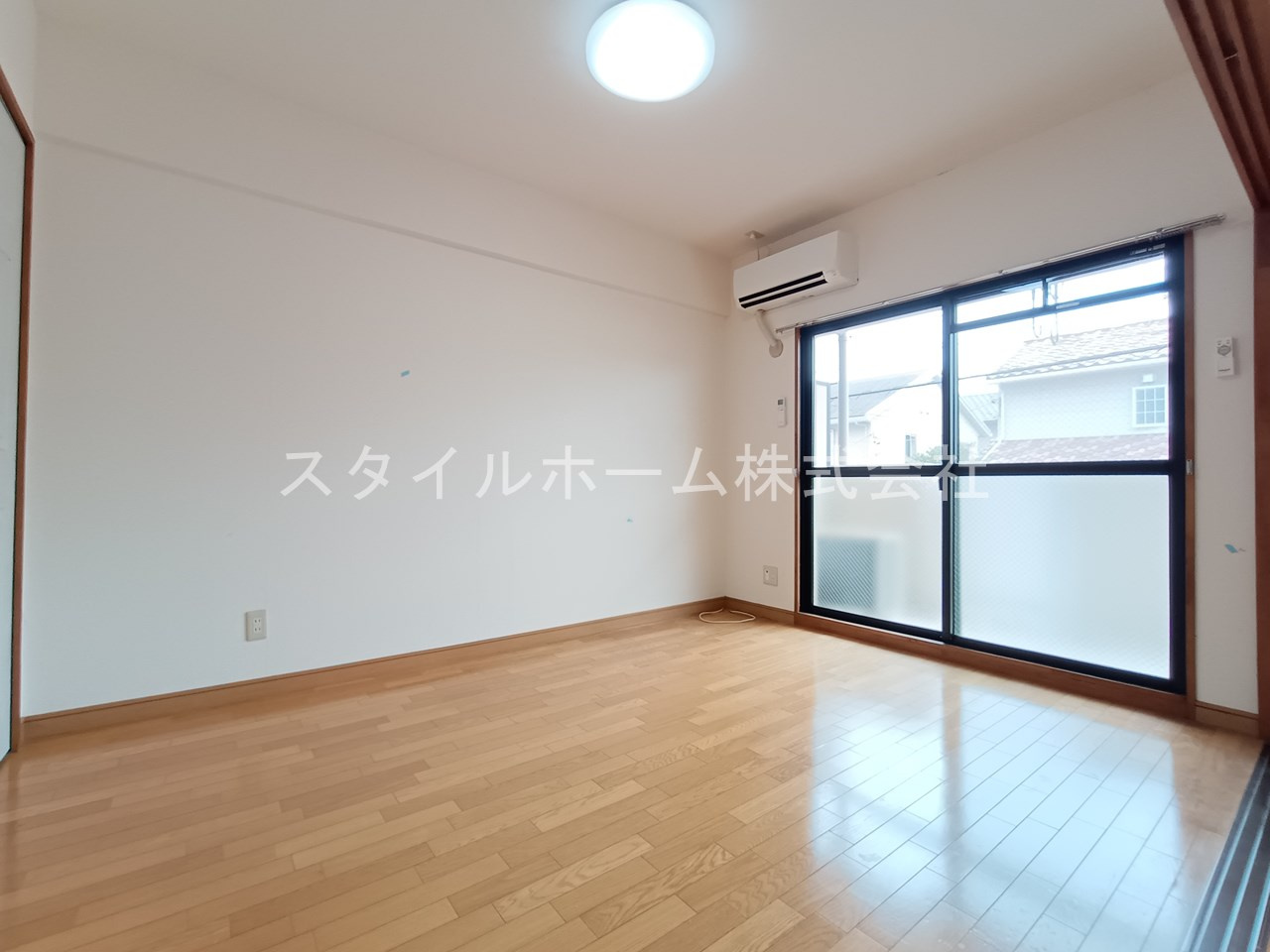 ウィンフィールド曙の洋室