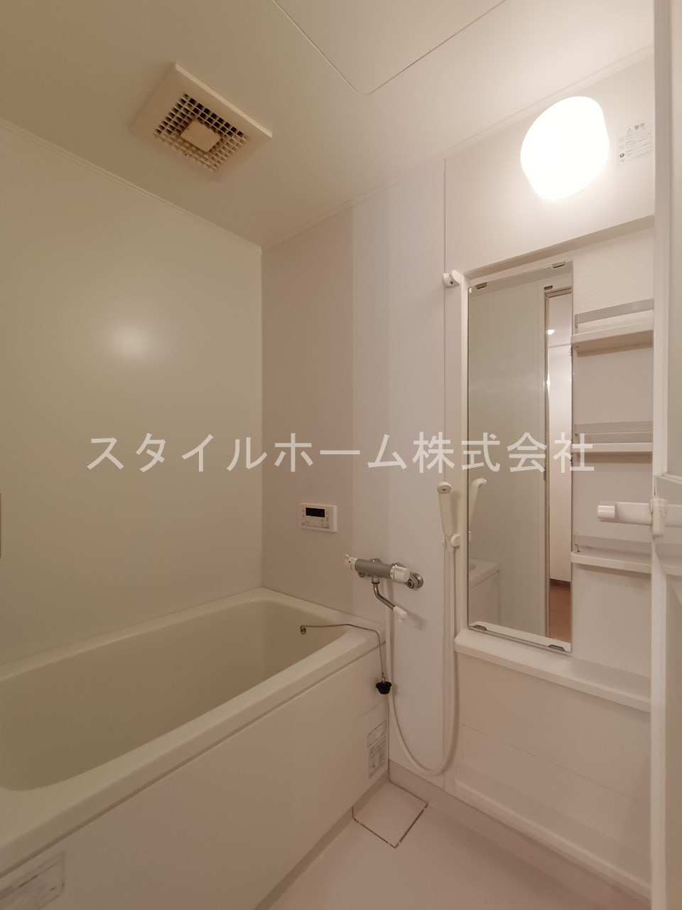 ウィンフィールド曙の浴室