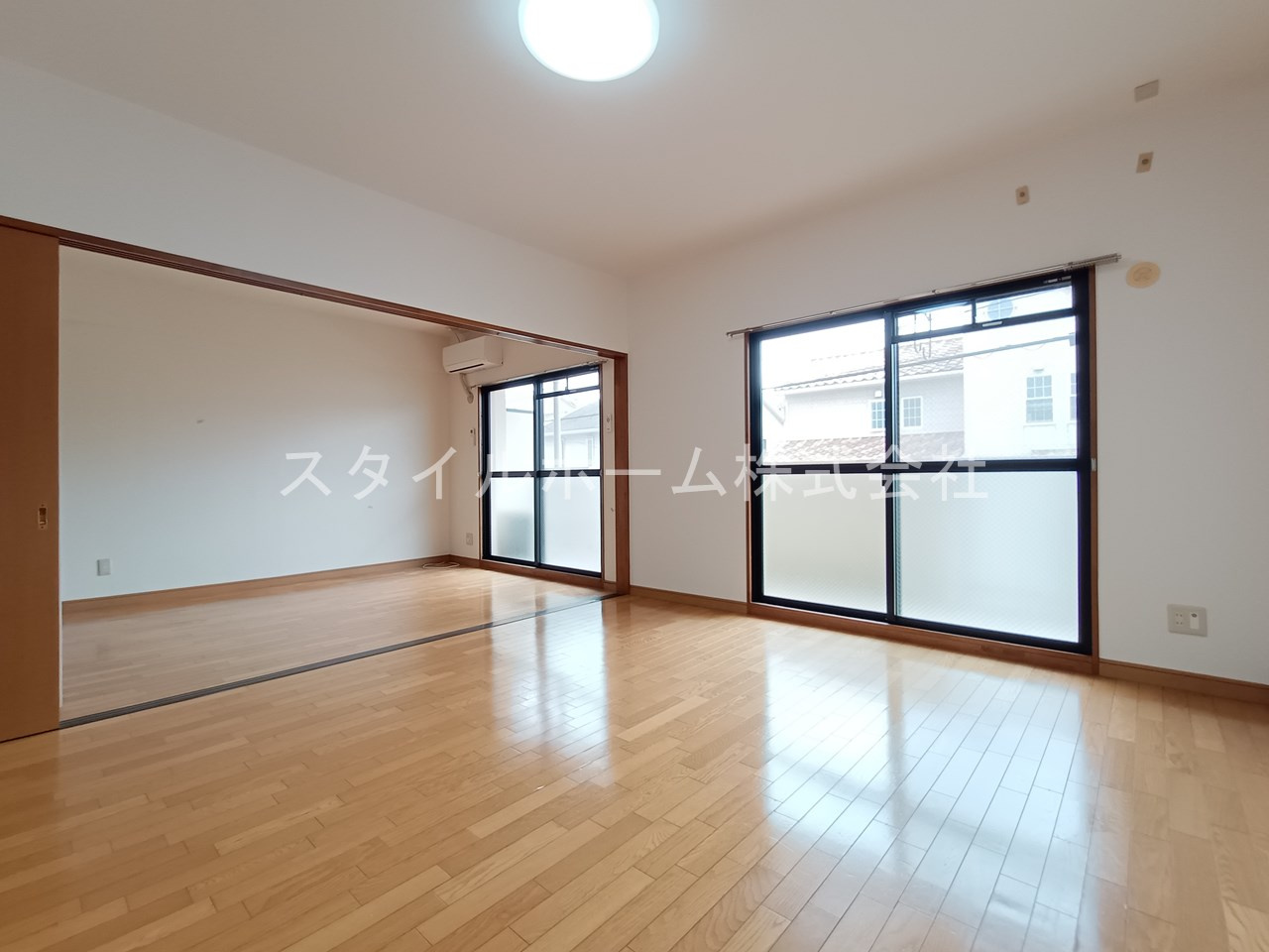 ウィンフィールド曙の居間・リビング