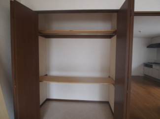 【収納】 | グレイス稲城 | 居住中の為他の部屋の写真です。