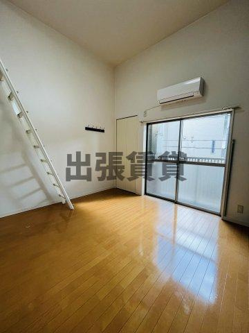 仲介手数料0円！コーポLSRの居間・リビング