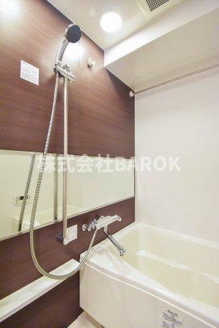 福岡市博多区美野島３丁目の賃貸マンションの浴室